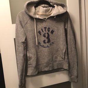 Abercrombie and Fitch small sweater